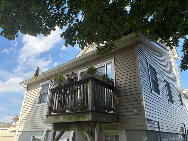 $6,000 | 346 South Main Street, Freeport, NY 11520