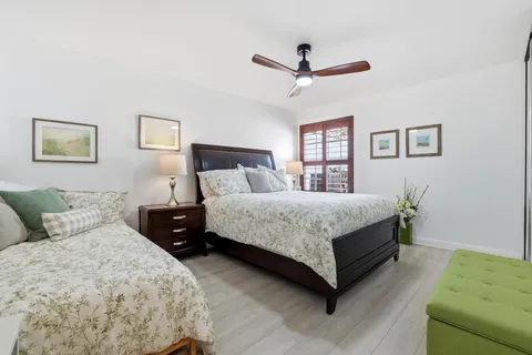 $525,000 | 8190 St Johns Court, Wellington, FL 33414