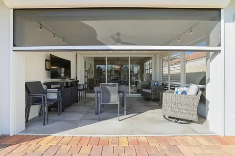 $525,000 | 8190 St Johns Court, Wellington, FL 33414