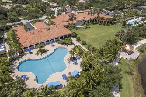 $525,000 | 8190 St Johns Court, Wellington, FL 33414