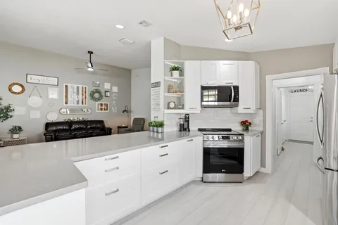 $525,000 | 8190 St Johns Court, Wellington, FL 33414