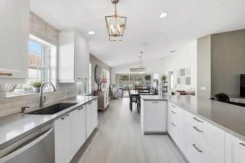 $525,000 | 8190 St Johns Court, Wellington, FL 33414