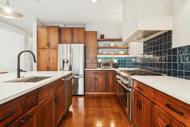 $1,150,000 | 721 Meadow Lane, Libertyville, IL 60048