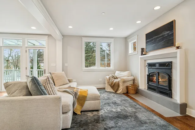 $1,150,000 | 721 Meadow Lane, Libertyville, IL 60048