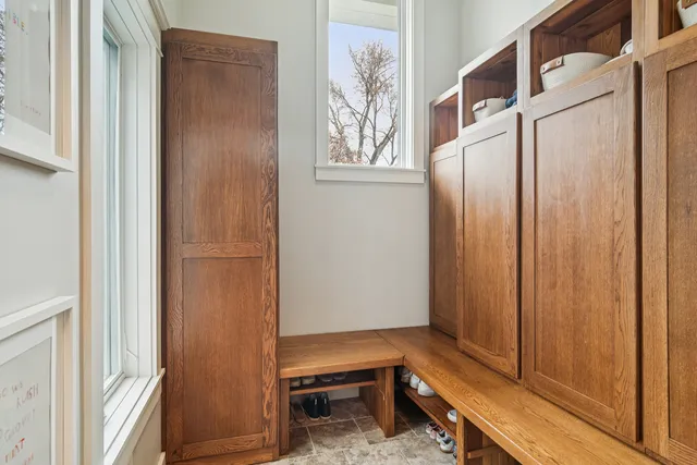 $1,150,000 | 721 Meadow Lane, Libertyville, IL 60048