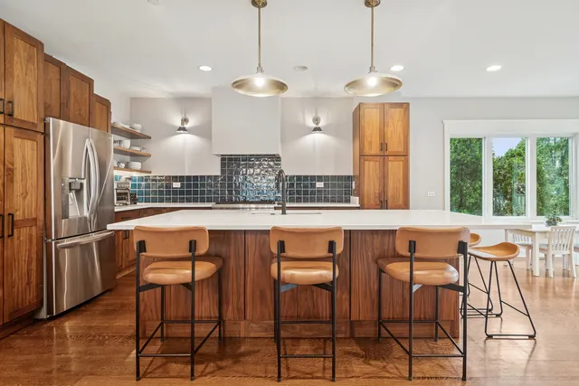 $1,150,000 | 721 Meadow Lane, Libertyville, IL 60048