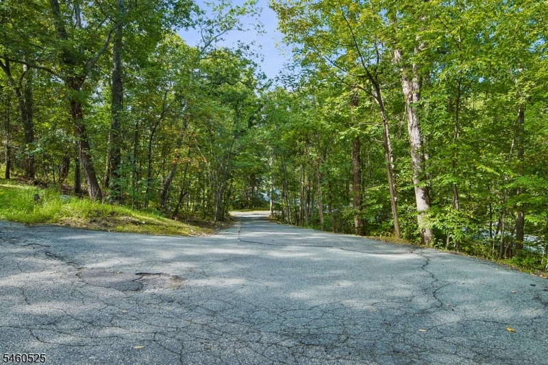 147 Kinnelon Road Kinnelon, NJ 07405 - Photo 20 of 20 Gallery Image 20