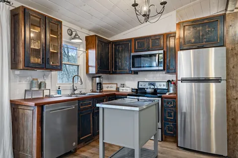 $525,000 | 56 Fairy Cross Lane, Mineral Bluff, GA 30559