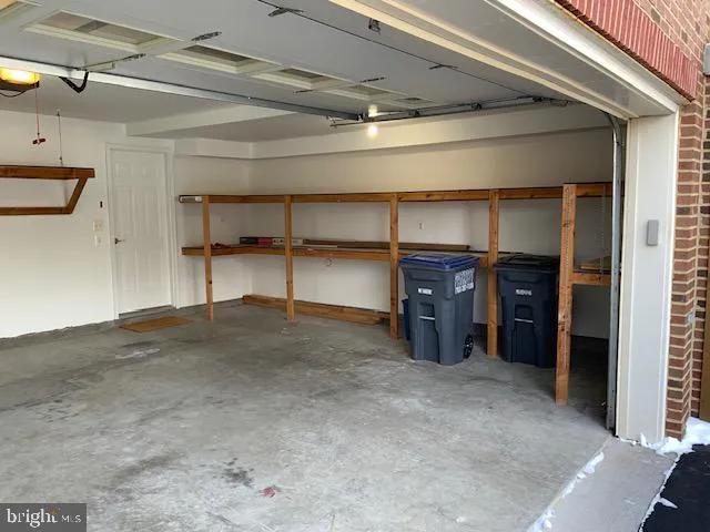 $3,200 | 22004 Avonworth Square, Broadlands, VA 20148