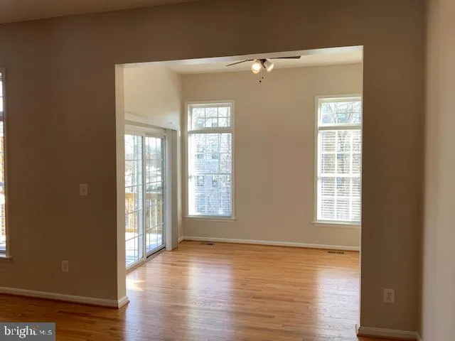 $3,200 | 22004 Avonworth Square, Broadlands, VA 20148