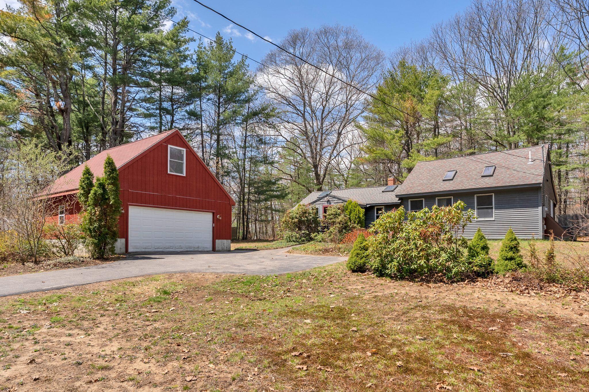 62 Warrens Way Kennebunk, ME 04043 - Photo 2 of 38 1_DSC05864
