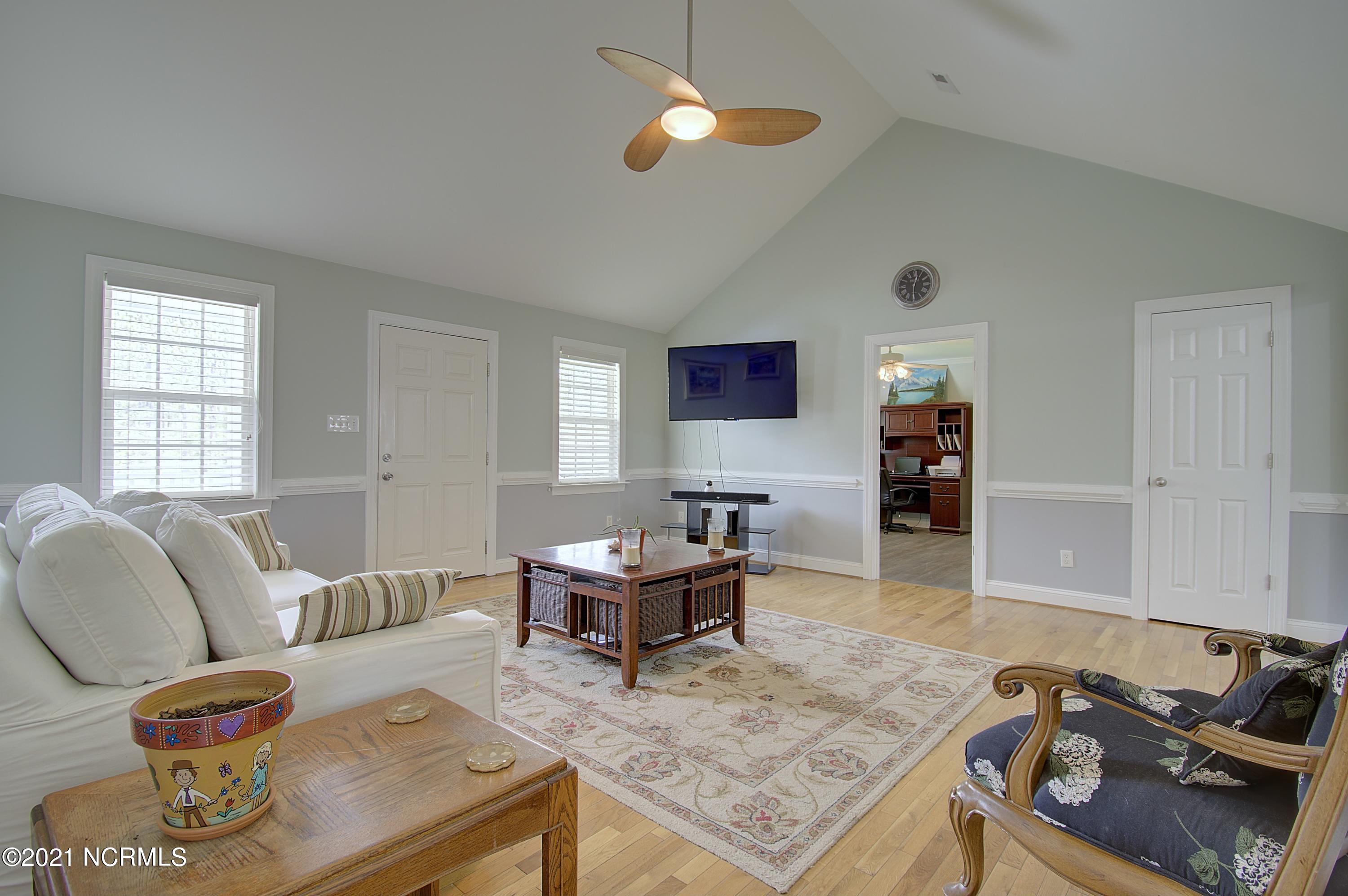 516 East Boiling Spring Road Southport, NC 28461 - Photo 15 of 47 516eboilingsprings - 14