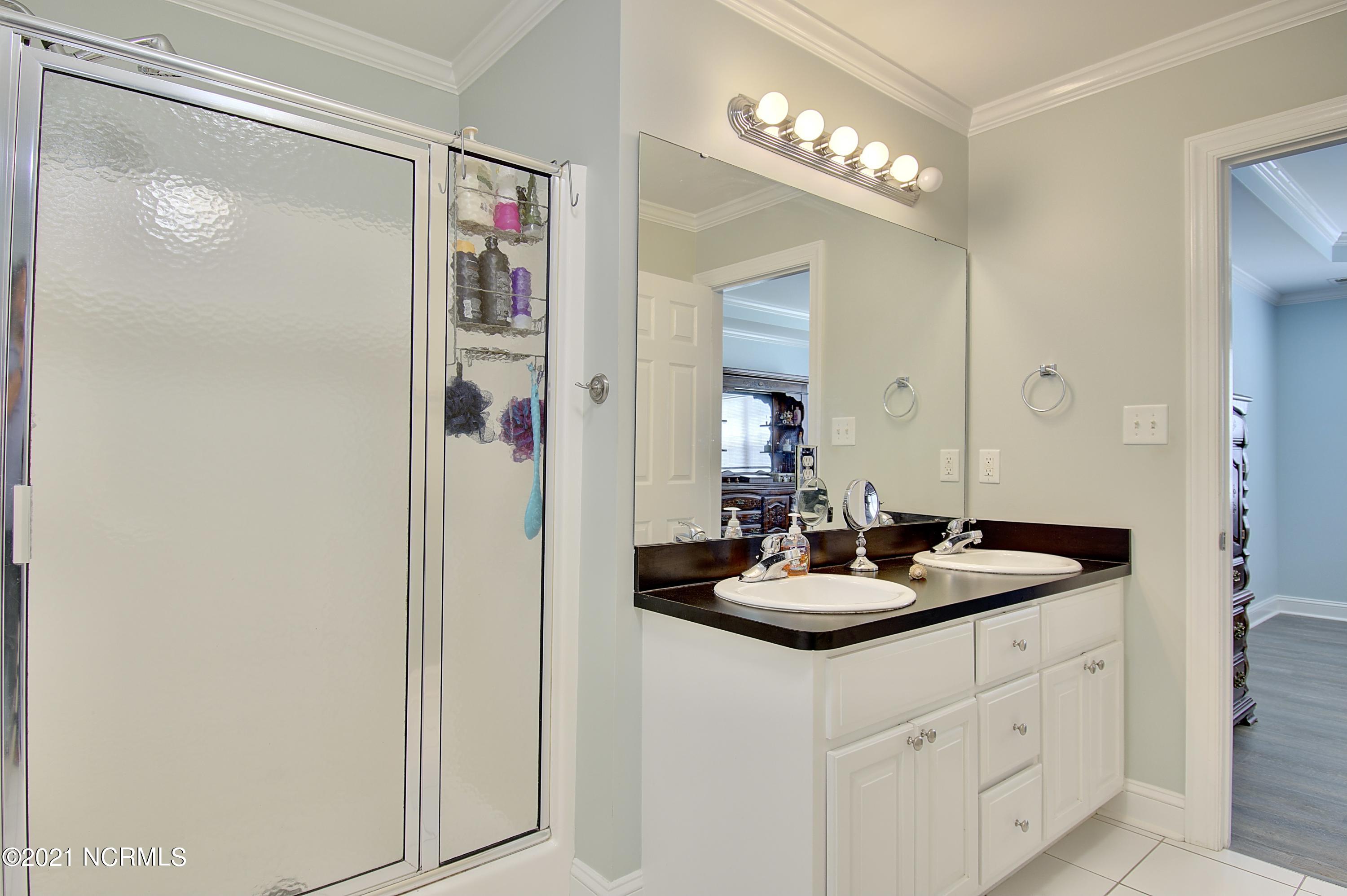 516 East Boiling Spring Road Southport, NC 28461 - Photo 22 of 47 516eboilingsprings - 24