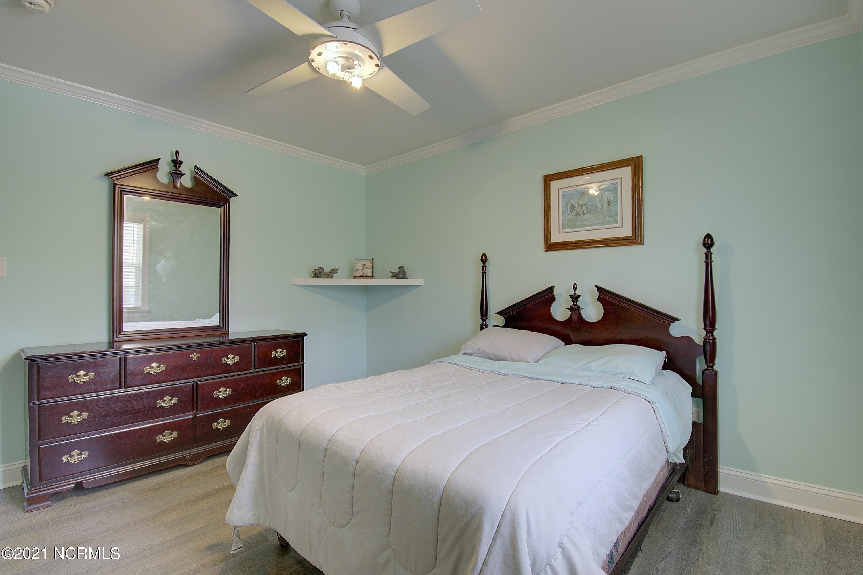 516 East Boiling Spring Road Southport, NC 28461 - Photo 24 of 47 516eboilingsprings - 10