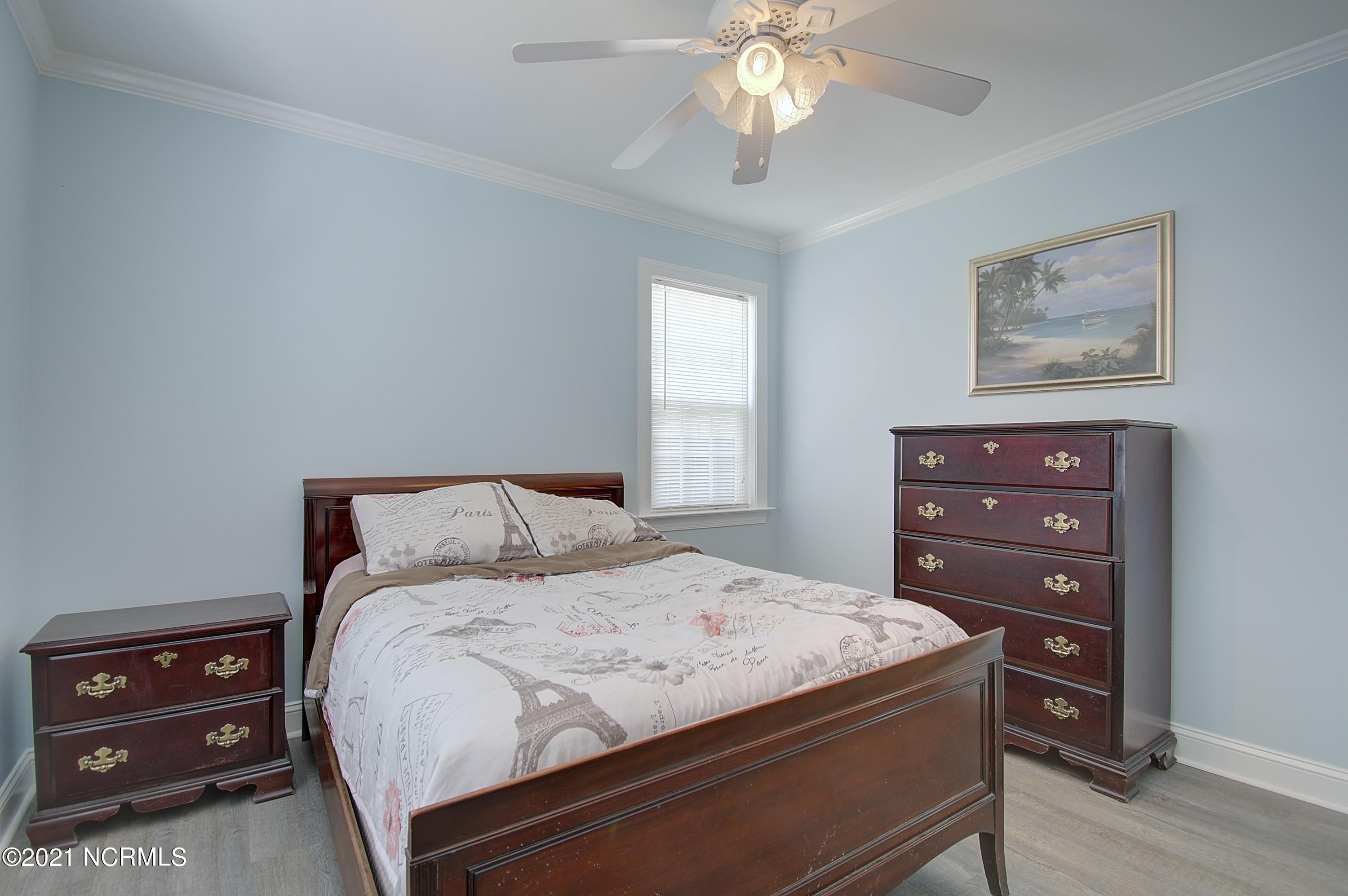 516 East Boiling Spring Road Southport, NC 28461 - Photo 26 of 47 516eboilingsprings - 13