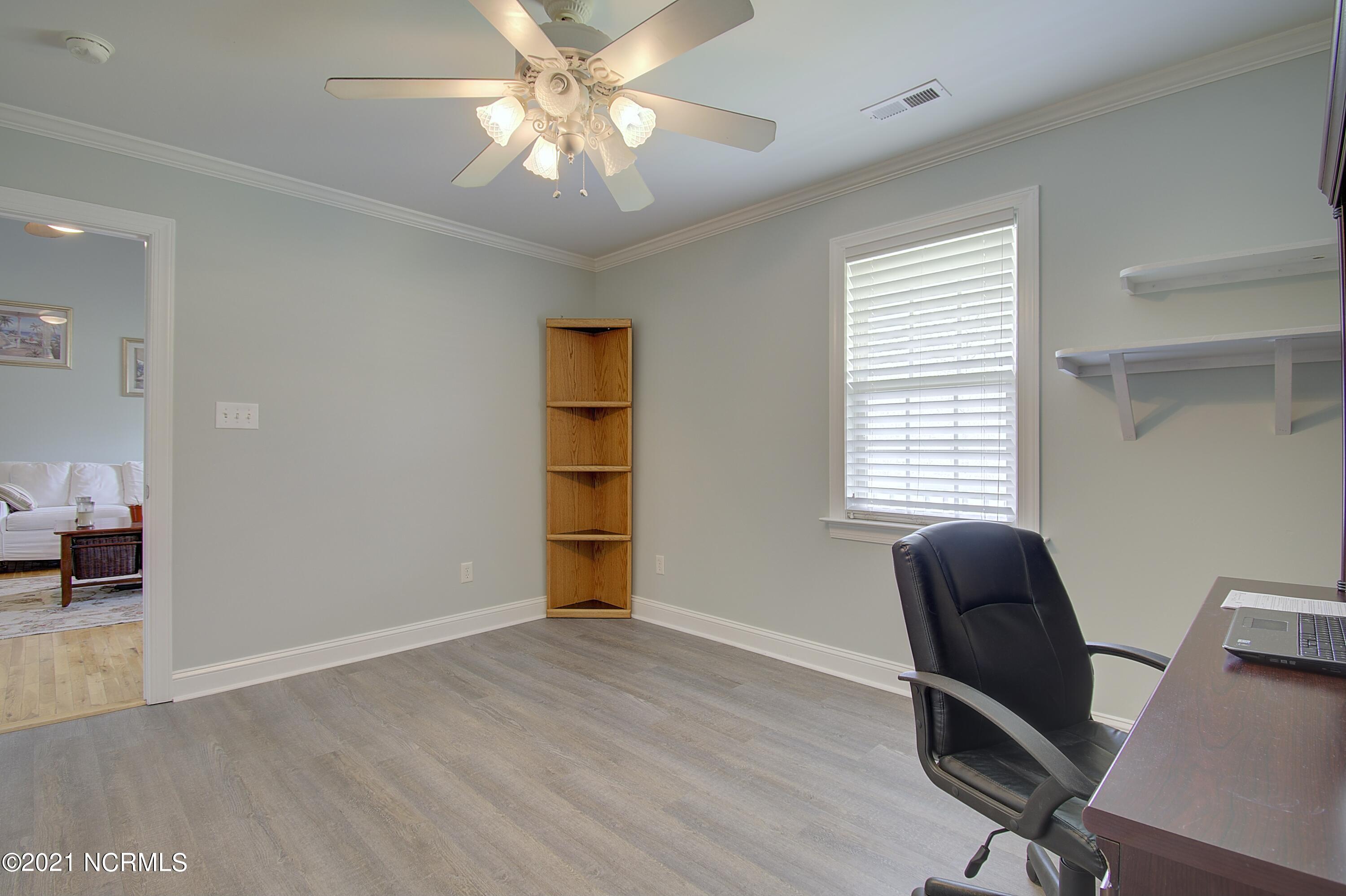 516 East Boiling Spring Road Southport, NC 28461 - Photo 28 of 47 516eboilingsprings - 6