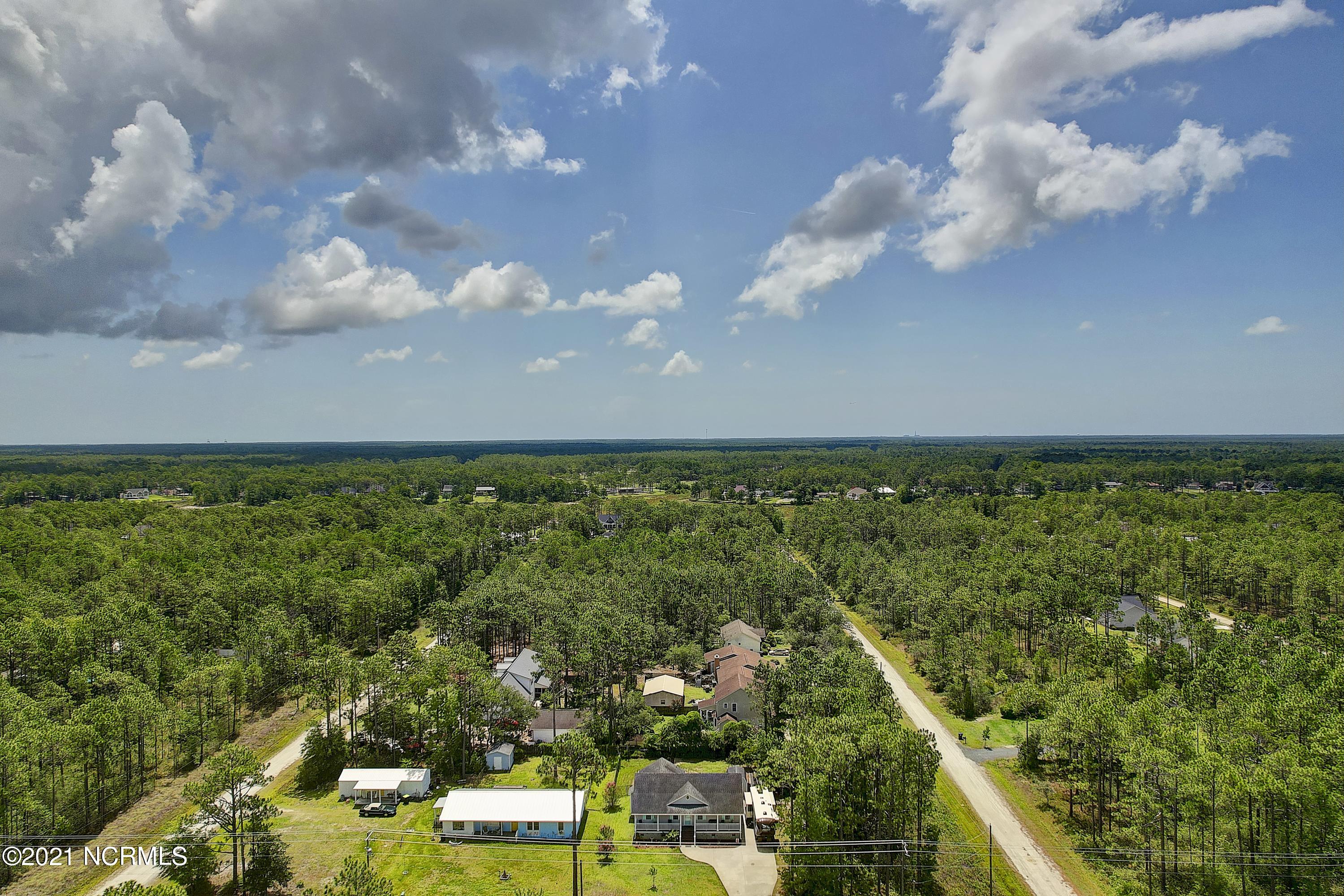 516 East Boiling Spring Road Southport, NC 28461 - Photo 10 of 47 516eboilingsprings - 30