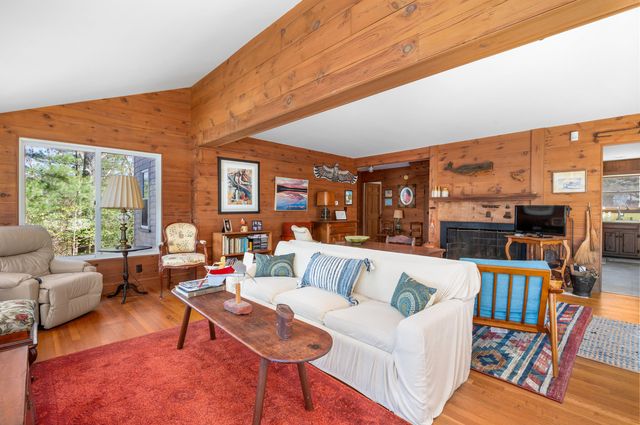 a view of a hallway with elevator