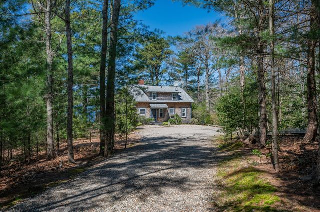 $977,750 | 32 Hooppole Road, East Falmouth, MA 02536
