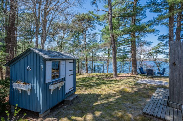 $977,750 | 32 Hooppole Road, East Falmouth, MA 02536