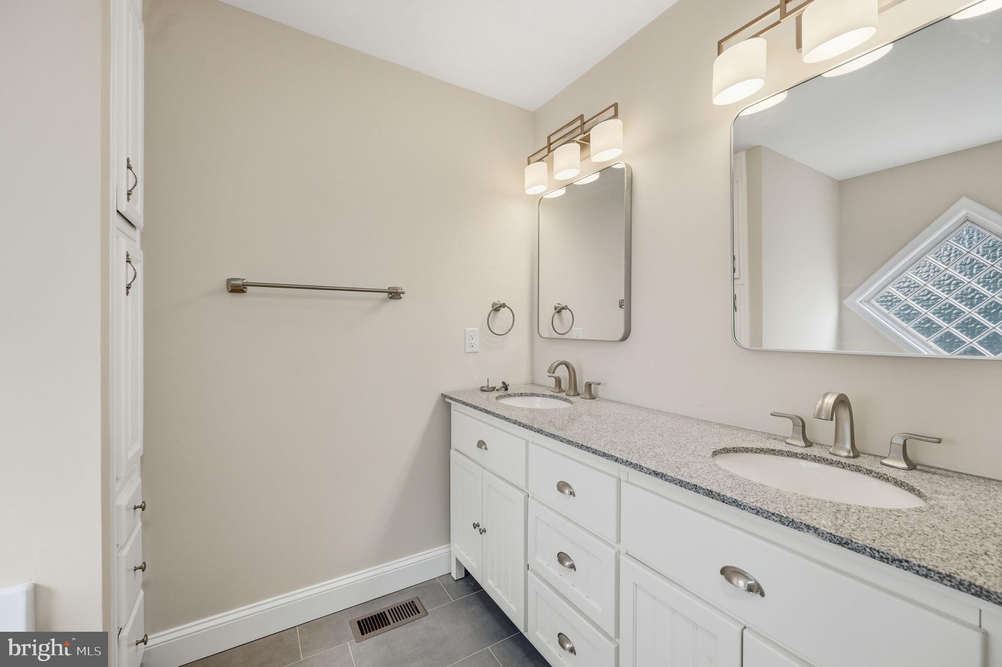 14 Ryland Road Stafford, VA 22556 - Photo 20 of 26 Elegant bathroom with modern fixtures.