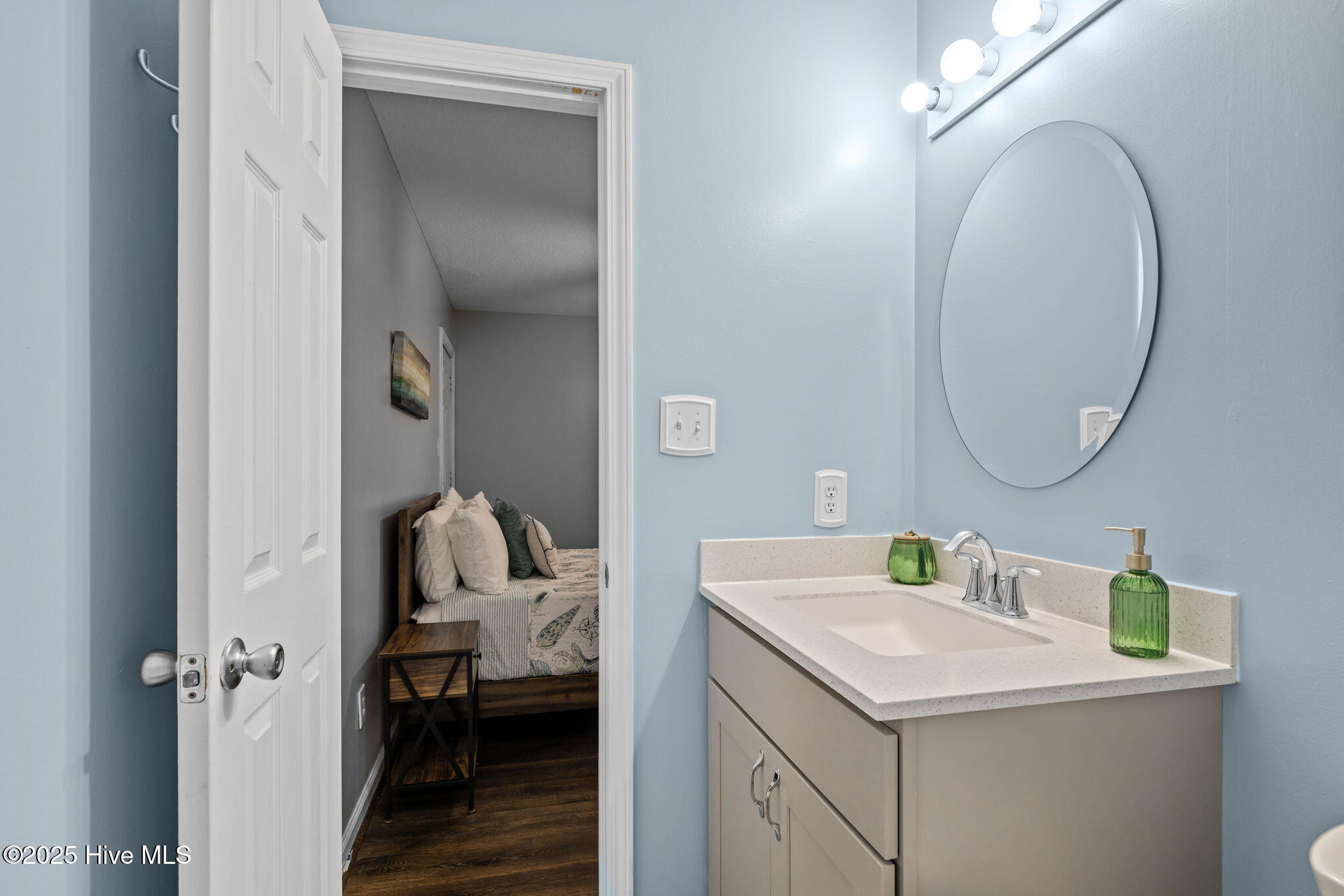 303 Osprey Ridge Drive Emerald Isle, NC 28594 - Photo 14 of 50 Bathroom