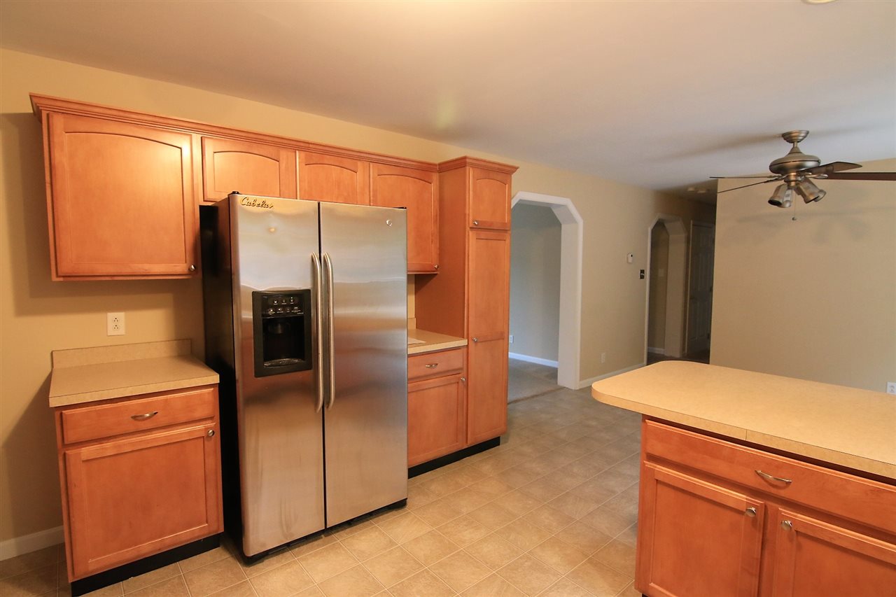 234 N Road Warner, NH 03278 - Photo 5 of 40