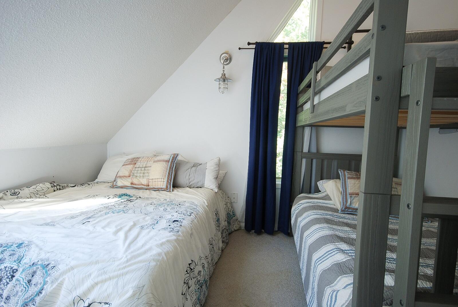 109 Wild Acres Road Raymond, ME 04071 - Photo 28 of 35 Third bedroom 2