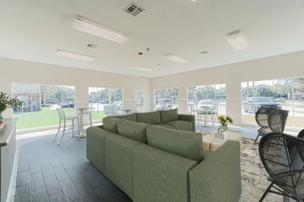 $1,060 | 11111 West Montgomery Road, Unit 512, Houston, TX 77088