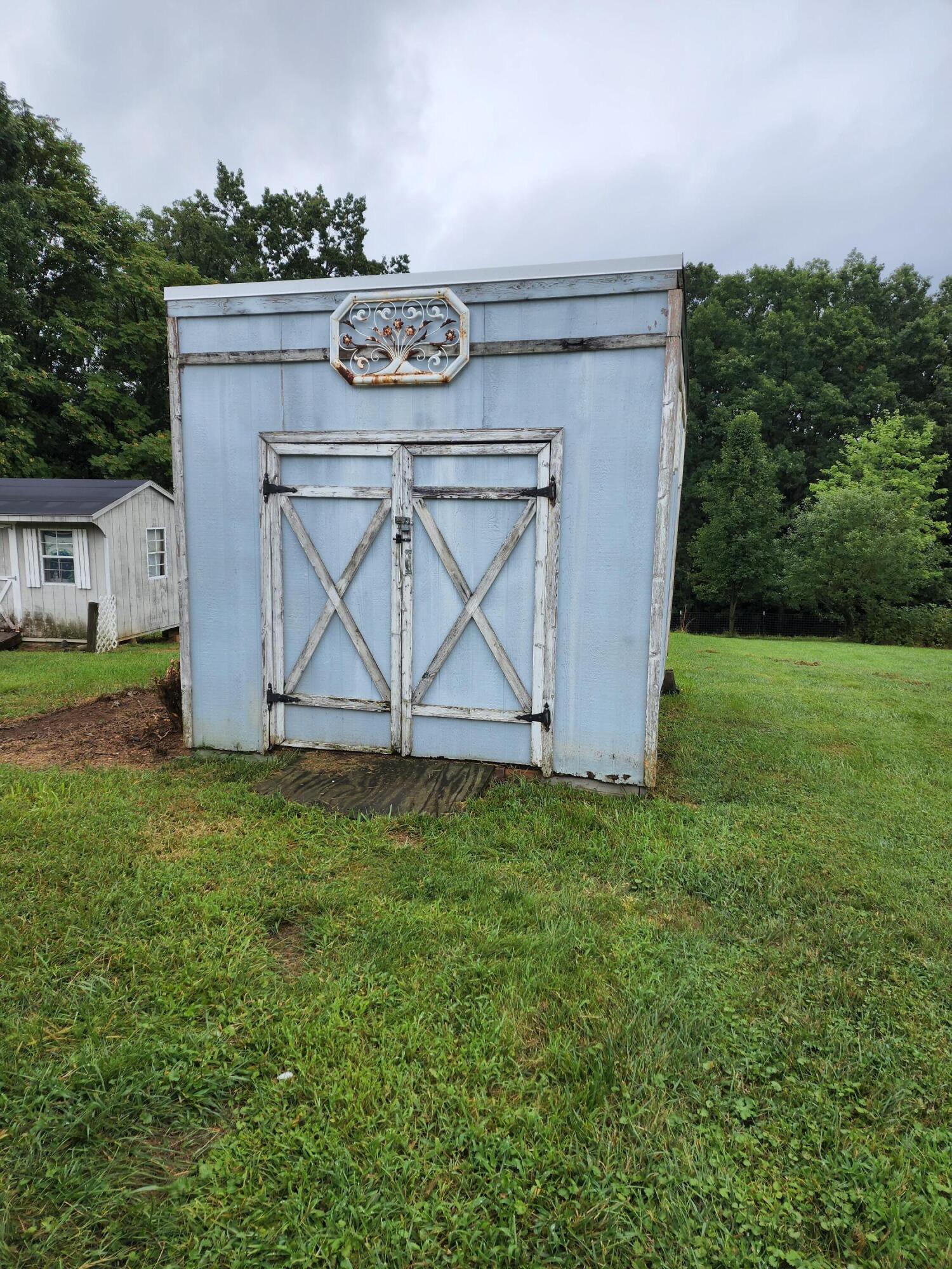 4820 Oak Road Northwest Roanoke, VA 24017 - Photo 14 of 18 Shed1