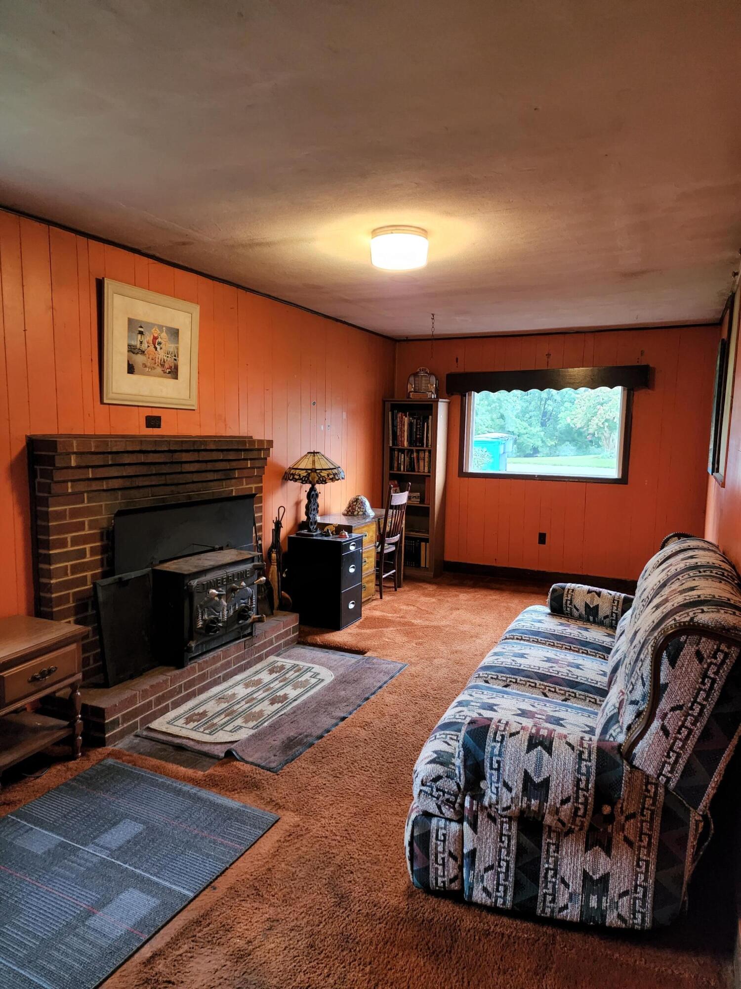4820 Oak Road Northwest Roanoke, VA 24017 - Photo 9 of 18 Den-1.1