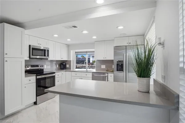 $6,999 | 455 Bayside Avenue, Naples, FL 34108