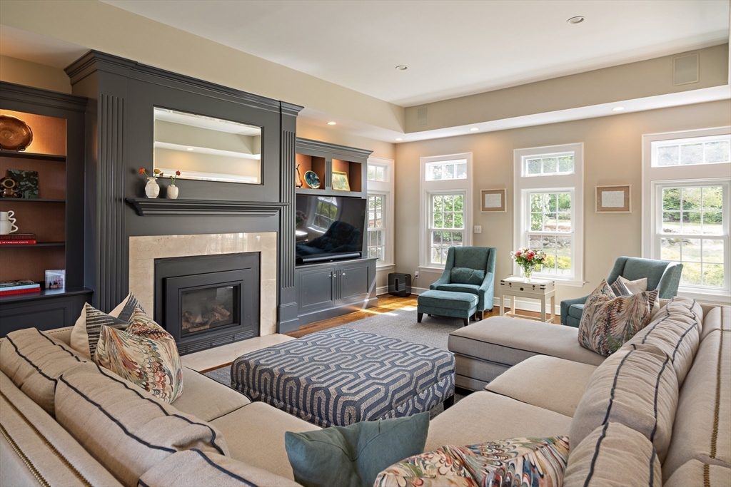 117 Forest Street Wellesley, MA 02481 - Photo 20 of 42