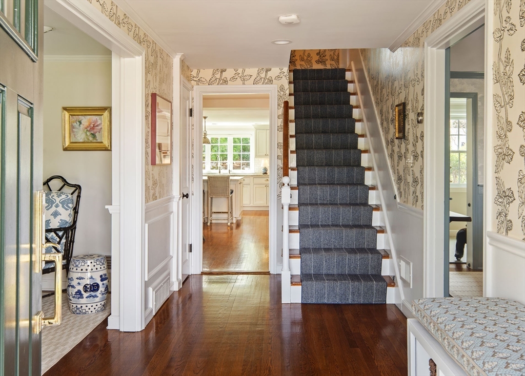 117 Forest Street Wellesley, MA 02481 - Photo 3 of 42