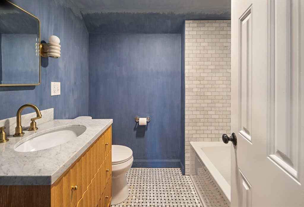 117 Forest Street Wellesley, MA 02481 - Photo 35 of 42