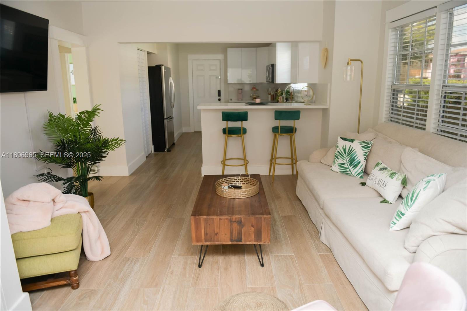 1274 Southwest 5th Street Miami, FL 33135 - Photo 6 of 32