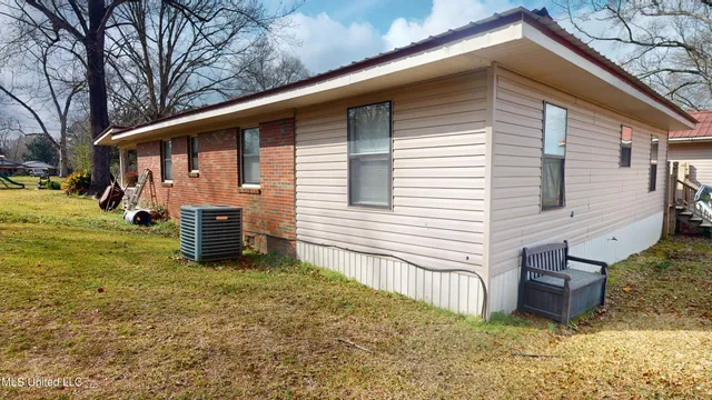 $164,900 | 212 St Horace Street, State Line, MS 39362