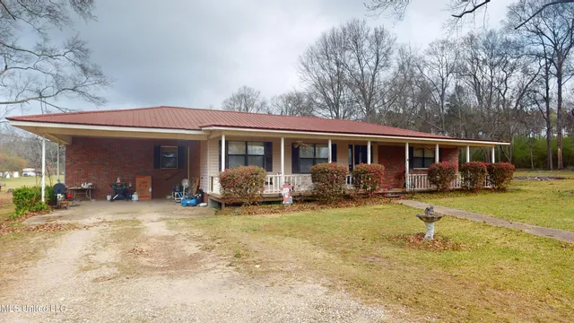 $164,900 | 212 St Horace Street, State Line, MS 39362