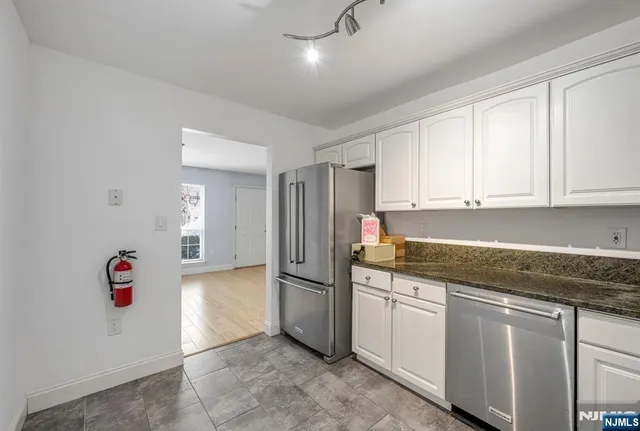 $3,000 | 1037 Cumberland Court, Mahwah, NJ 07430