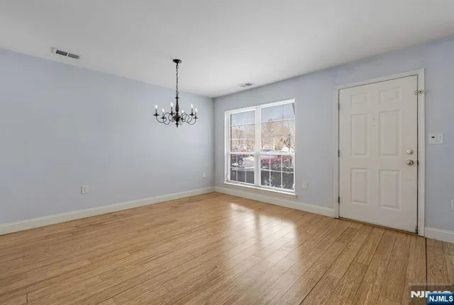 $3,000 | 1037 Cumberland Court, Mahwah, NJ 07430