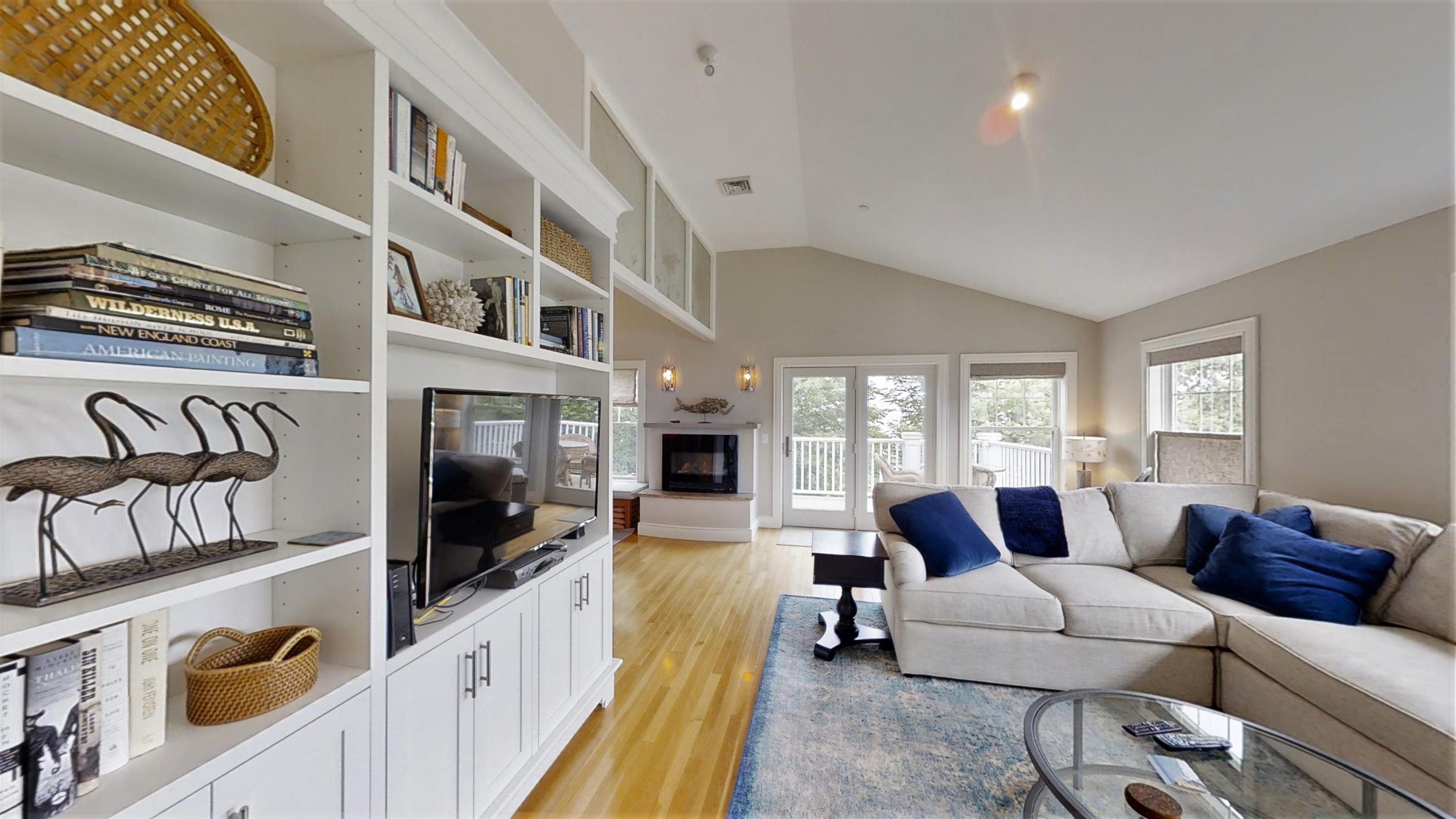 236 Eastern Promenade, Unit B5 Portland, ME 04101 - Photo 20 of 75 236-Eastern-Promenade-5-Portland-ME-0623
