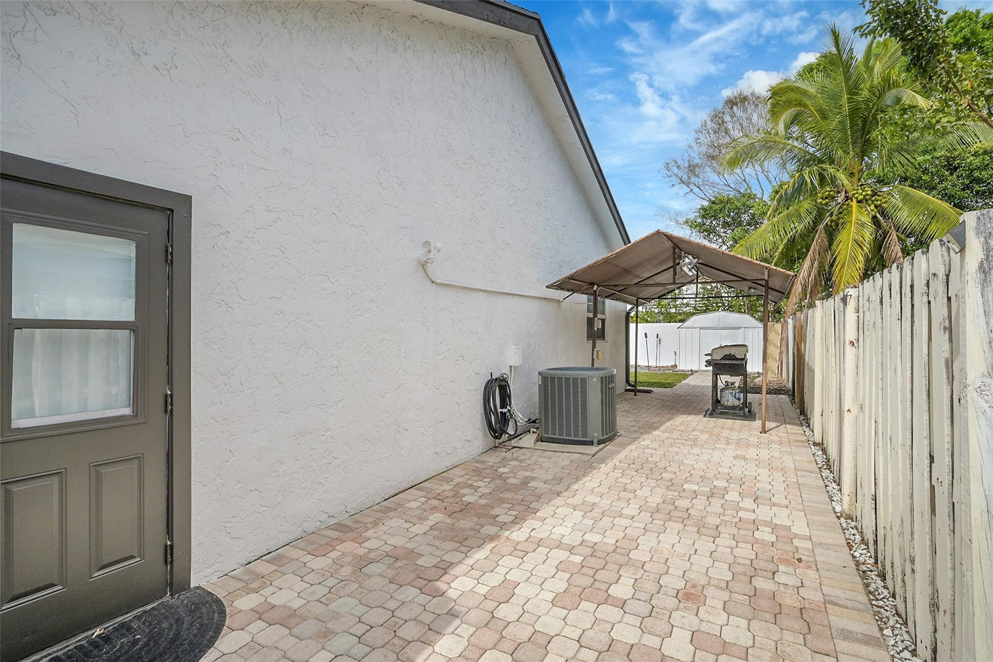10658 Boca Entrada Boulevard Boca Raton, FL 33428 - Photo 32 of 39 Photo 32