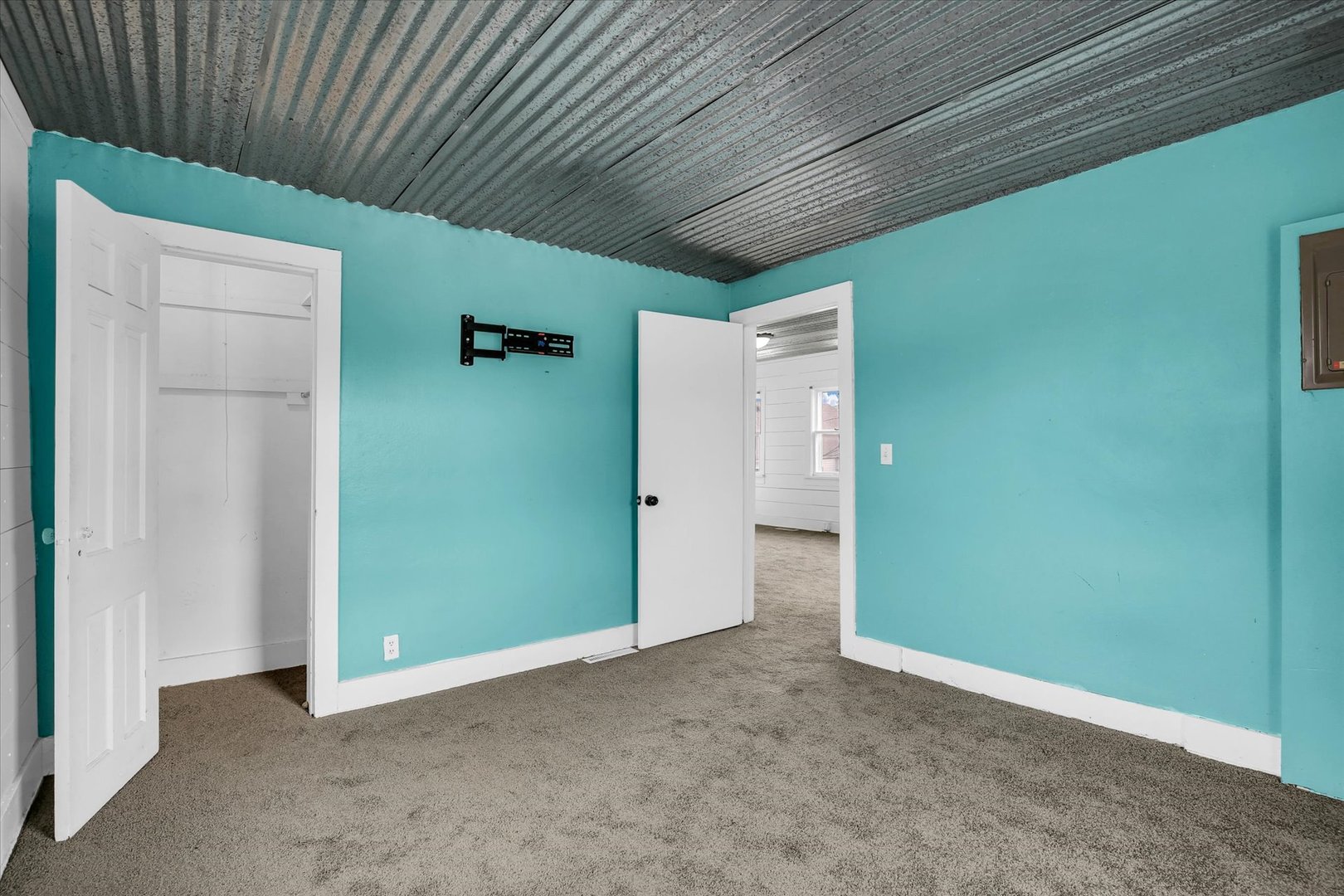 508 East Champaign Avenue Rantoul, IL 61866 - Photo 25 of 48 a view of an empty room