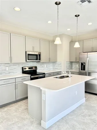 $2,550 | 1402 Captiva Cove, Sanford, FL 32771