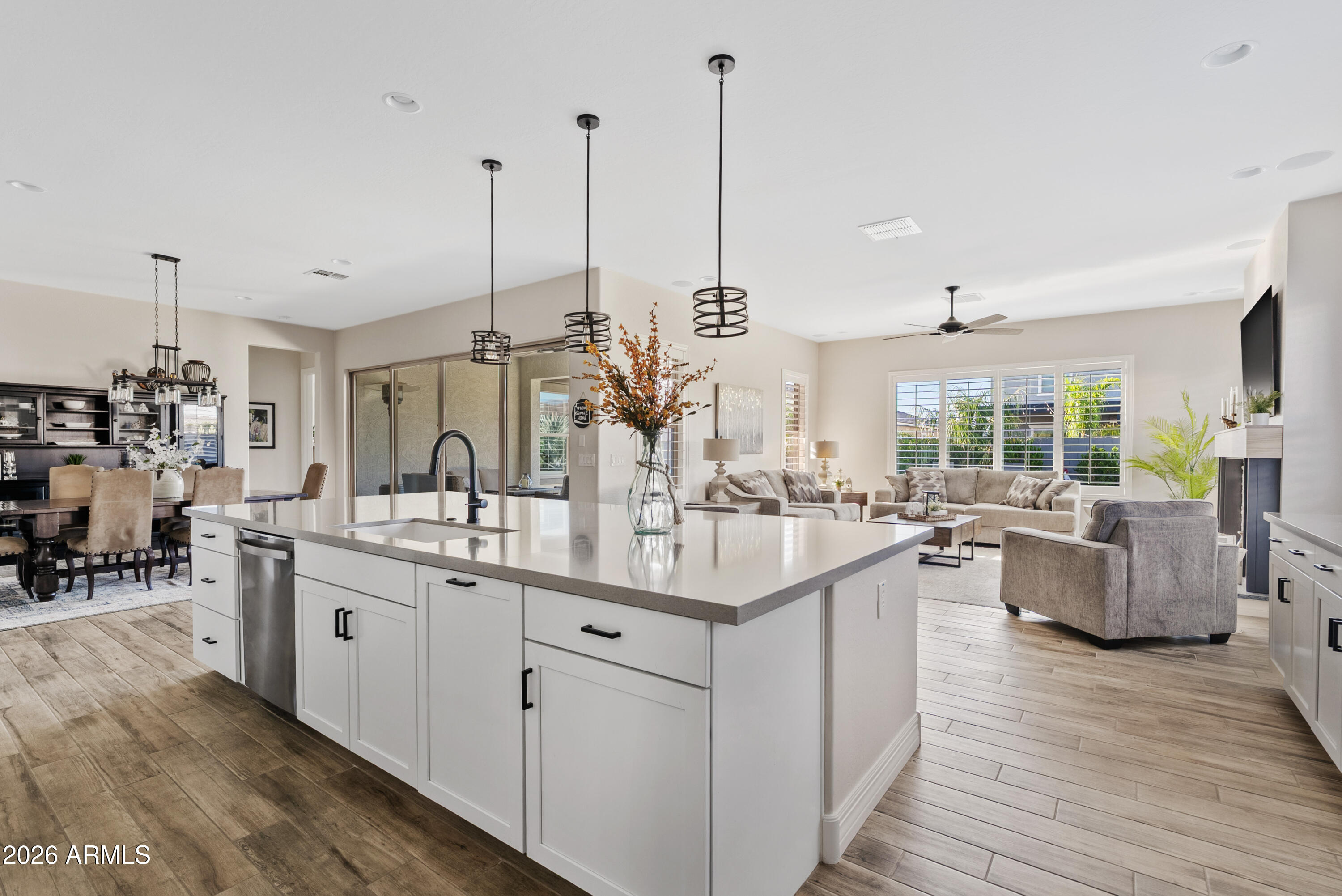 22820 East Camacho Road Queen Creek, AZ 85142 - Photo 25 of 58 Kitchen