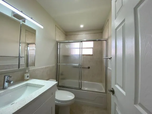 $1,700 | 668 Saxony Place, Delray Beach, FL 33446