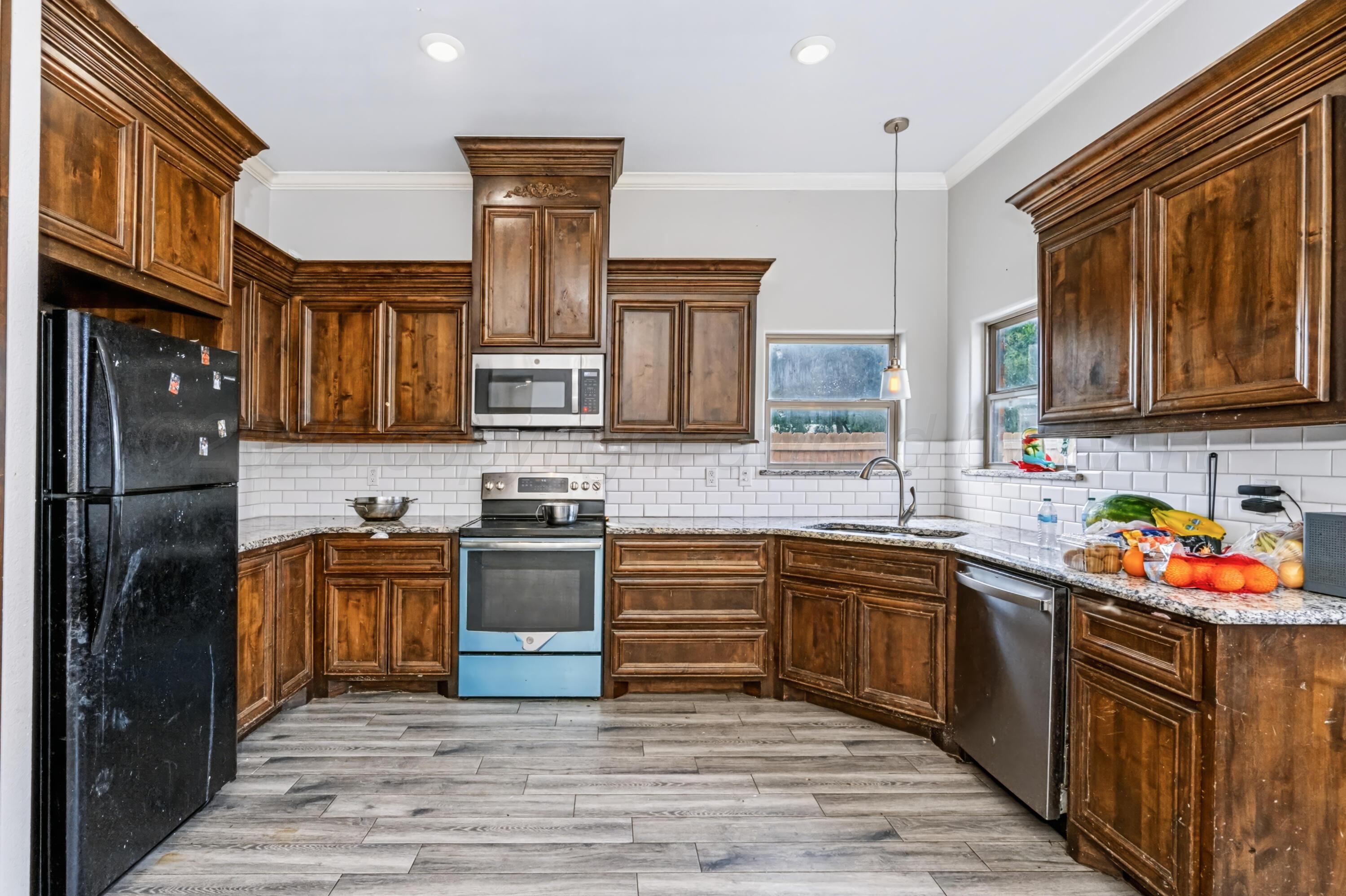 1700 Cactus Flower - Dalhart-10