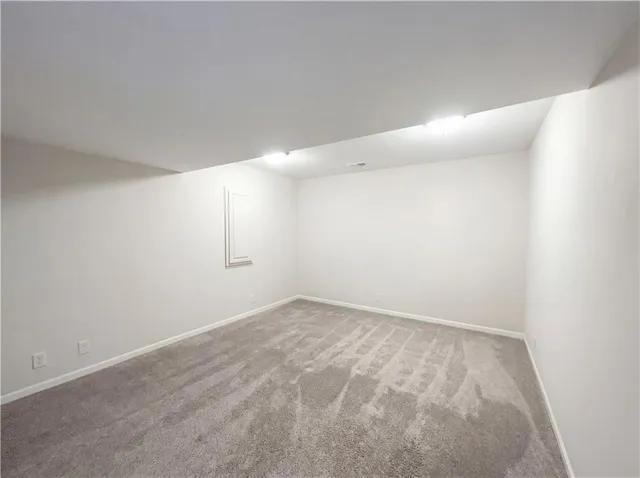 $375,000 | 216 Northeast Greystone Way, Grain Valley, MO 64029