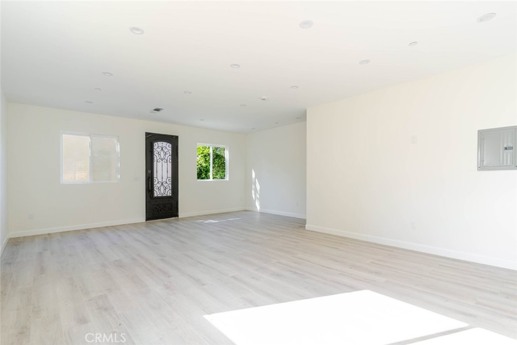 17426 Roscoe Boulevard Northridge, CA 91325 - Photo 8 of 28 a view of an empty room with window