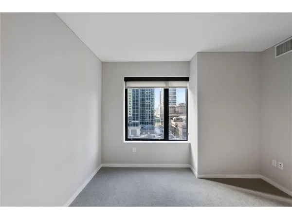 $3,180 | 465 Nicollet Mall, Unit 2101, Minneapolis, MN 55401